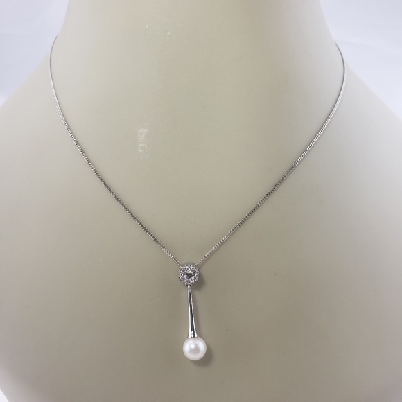 Vintage 14 Karat White Gold Pearl and Diamond Pendant Necklace #13088 - Picture 6 of 6
